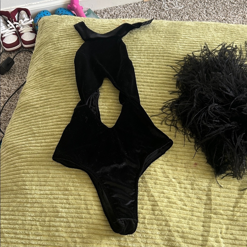 Elegant Black Bodysuit with Fur skirt